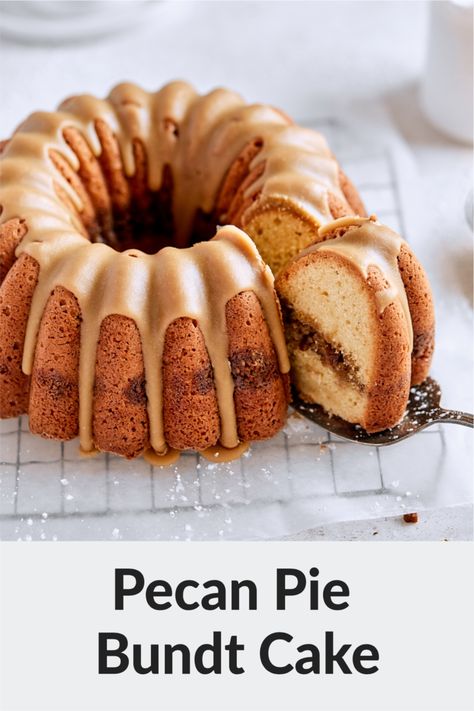 Pecan Praline Bundt Cake, Pecan Pie Bundt Cake, Fall Bundt Cake, Recipe For Pecan Pie, Praline Glaze, Caramel Apple Desserts, Bundt Recipes, Rum Cake Recipe, Crumb Cake Recipe