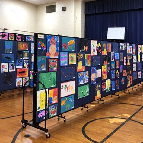 Middle School Art Show Ideas - Screenflex Portable Room Dividers Art Show Display Ideas School, Art Display Ideas Exhibitions School, School Art Show Ideas, School Exhibition Ideas Display, School Art Gallery Display Ideas, School Art Exhibition Ideas, School Art Show Display Ideas, Whole School Art Display, Art Exhibition Ideas School