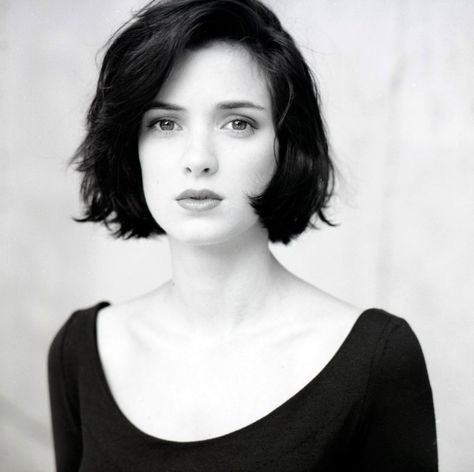 Winona Ryder Best Bobs, Best Bob Haircuts, Riot Grrrl, Wavy Bobs, Winona Ryder, Christina Ricci, Short Bob Hairstyles, Short Hair Cuts For Women, Womens Haircuts