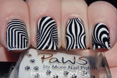 Optical Illusions Nail Art, Optical Illusion Nail Art, Caro Nail, Illusion Nail Art, Optical Illusion Nails, Illusion Nails, Black And White Nails, Line Nail Art, Art Deco Nails