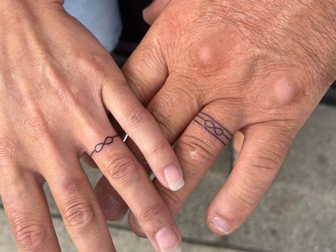 Ring Designs Tattoo, Wedding Band Tattoo Men, Infinity Band Wedding Ring, Wedding Ring Tattoos, Wedding Band Tattoo, Wedding Ring Tattoo, Tattoo Wedding Rings, Soul Tattoo, Infinity Ring Wedding