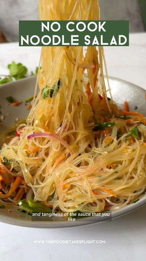 Noodles Salad, Salad Meals, Resep Salad, Mapo Tofu, No Cook, Vermicelli Noodles, Noodle Salad, Noodle Recipes, Asian Cooking