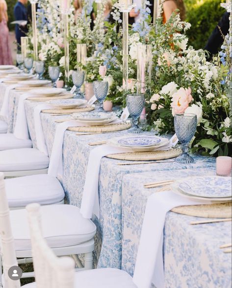 Blue White China Wedding, Unique Wedding Decorations Receptions, Blue Wedding Tablecloth, Blue Linens Wedding, Toile Tablescape, Blue Wedding Linens, Blue Table Cloths Wedding, Costal Grandmother Wedding, Blue Wedding Tablescape