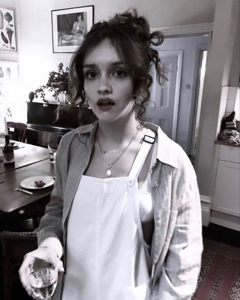 Olivia Cooke, Pretty Face, Celebrity Crush, Pretty Woman, Actors & Actresses, Pretty People, Beautiful People, My Girl, Persona