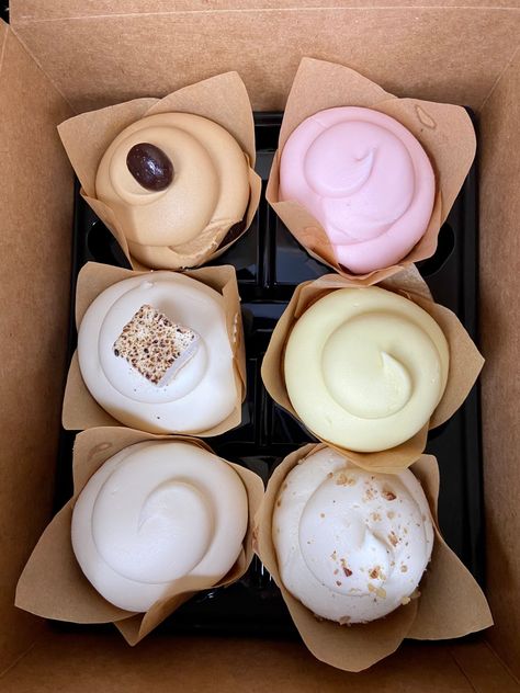 Waco Texas, Baking Company, Cute Desserts, So Yummy, Pretty Cakes, Cute Cakes, Baking Ideas, Food Obsession, Food Inspo