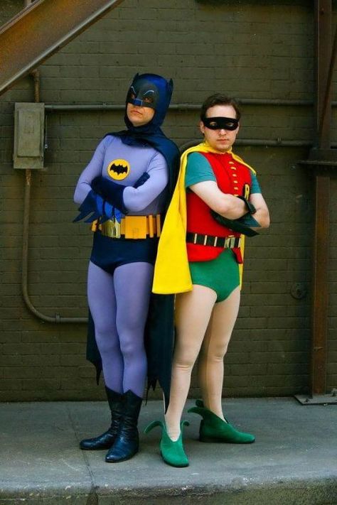 Dress up as one of the world's most famous superhero pairs. If you have another couple that you'll be with on Halloween, they can play along by dressing up as The Joker and Catwoman. See more at Costumepedia » Batman Costume Women, Clever Couples Halloween Costumes, Robin Halloween Costume, Batman And Robin Costumes, Cosmo And Wanda Costume, Cosmo Wanda, Robin Outfit, Easy Couple Halloween Costumes, Easy Couples Costumes