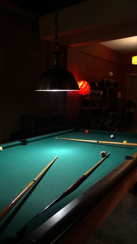 Billiard Wallpaper, Billiards Aesthetic, Vintage Billiards, Wallpaper Vibes, Billiards, Aesthetic Wallpaper, Aesthetic Wallpapers, Film, Quick Saves