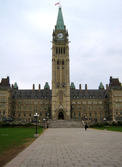 Ottawa Parliament Hill, Parliament Hill Ottawa, Ottawa Parliament, Canada Eh, Famous Monuments, Ottawa Canada, Famous Landmarks, Famous Places, Stay Strong