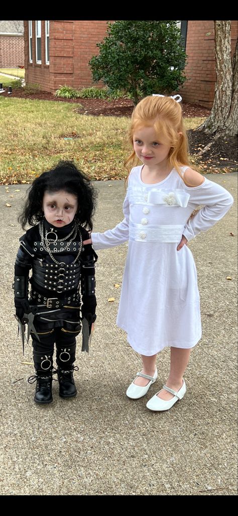 toddler Edward Scissorhands & Kim Boggs costumes for Halloween (DIY) Edward Scissorhands And Kim Costume, Kim Boggs Costume, Kim Boggs, Edward Scissorhands Costume, Costumes For Halloween, Edward Scissorhands, Halloween 2023, Halloween Make Up, Halloween Make