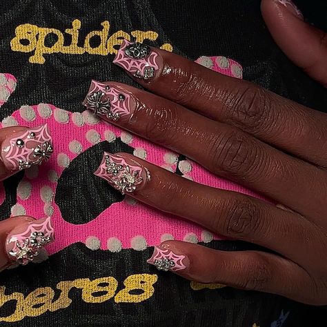 𝐬𝐩𝟓𝐝𝐞𝐫☆ #nails #explore #nailinspo #bostonnailtech #lynnnailtech #salemnailtech #peabodynailtech #nailtechnearme #bostonnails #nailinspiration #sp5der #sp5derhoodie Sp5der Nails, Nail Tech, Nails Inspiration, Nail Inspo, Nails, Quick Saves