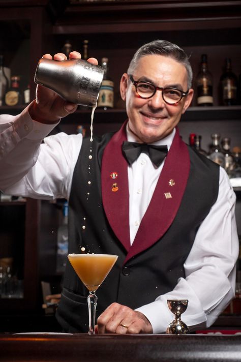 Mixed Cocktails, Bartending School, Cuban Music, American Bars, James Beard, Conde Nast Traveler, Classic Cocktails, How To Speak Spanish, Mambo