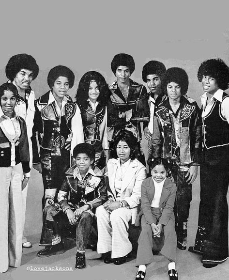 The Jackson Family, 4k Wallpaper Android, Michael Jackson Rare, Black Royalty, Joseph Jackson, Michael Jackson Pics, Black Actors, Jackson 5, Jackson Family