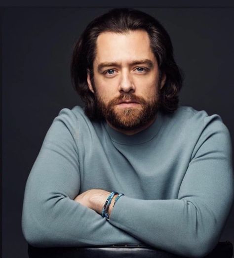 Richard Rankin, Outlander Tv Series, Outlander Tv, Beautiful Disaster, Sam Heughan, Throwback Thursday, Outlander, Then And Now, Tv Series