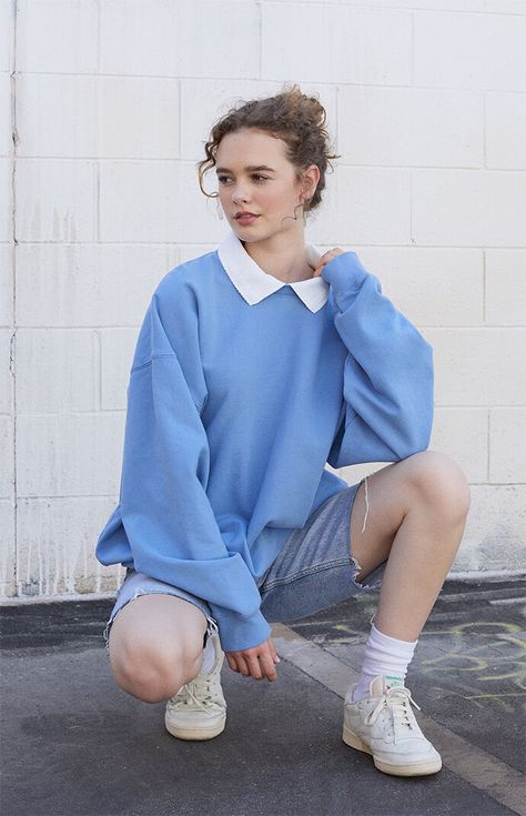 Crew Neck Sweatshirt With Collar Shirt, Blue Crewneck Outfit, Sweater Over Collared Shirt, Blue Sweatshirt Outfit, Light Blue Jumper, Sweatshirt With Collar, Jazz Outfits, Fire Outfits, Light Blue Crewneck