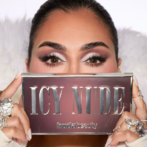 HUDA BEAUTY (@hudabeauty) • Instagram photos and videos Nude Eyeshadow Palette, Makeup News, Nude Palette, Nude Eyeshadow, Winter Makeup, Nude Makeup, Makeup Collection, Huda Beauty, Eyeshadow Palette