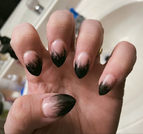 Black Smokey Nails Acrylic, Smoky Black Nails, Dark Halloween Nails Short, Short Claw Nails Black, Short Claw Nails Designs, Vampire Nails Gothic Short, Gothic Nail Art Dark Short, Smokey Black Nails, Smokey Nails Design