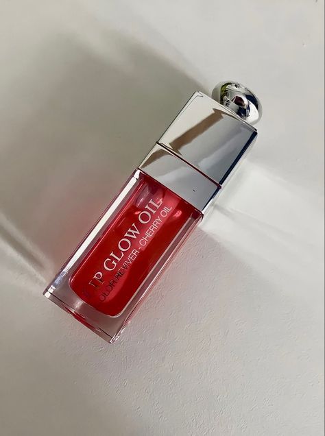 Red Dior Lip Oil, Dior Lip Oil Cherry On Lips, Dior Lip Oil Rosewood Aesthetic, Dior Lip Oil Clear Aesthetic, Red Lip Oil, Dior Addict Lip Glow Oil, Dior Lipgloss, Lip Glow Oil, Red Lip Gloss