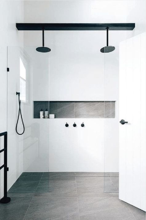 82 Inspiring And Stylish Minimalist Bathrooms - Shelterness Large Bathroom, Shower Niche, Bathroom Trends, Bathroom Renos, Laundry In Bathroom, Renovation Ideas, The Shower, House Bathroom, White Bathroom