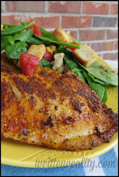 Fish On The Grill, Grill Fish, Blackened Fish, Blacken Fish, Grilled Fish Recipes, Cook Fish, Grill Food, Recipes Seafood, Shell Fish