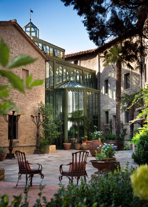 Victorian Conservatory, Italy Hotels, Design Hotel, Umbria, Dream Home Design, Renting A House, Future House, Tuscany, Country House