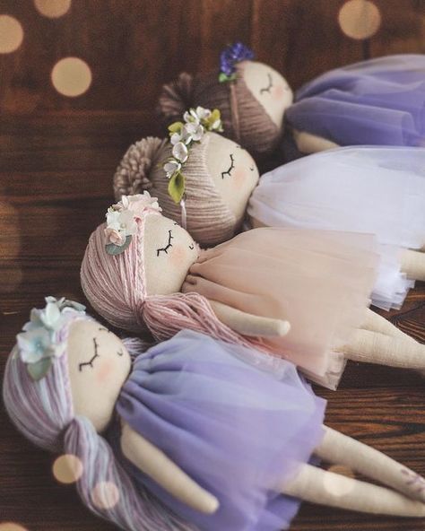 Happylabtoys • Victoria on Instagram: "New collection of flower fairies is up in the shop. Welcome, guys!" Fairy Rag Doll, Diy Rag Dolls, Fabric Doll Pattern, Heirloom Doll, Kawaii Doll, Fabric Doll, Flower Fairies, Cloth Dolls