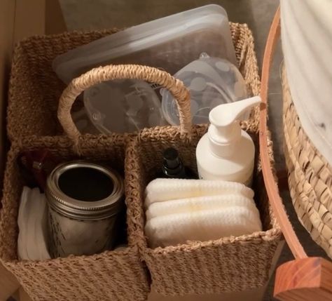 Bedside Postpartum Basket, Pumping Basket, Postpartum Organization, Postpartum Caddy, Holistic Midwifery, Postpartum Basket, Birth Inspiration, Pumping Essentials, Breastfeeding Basket