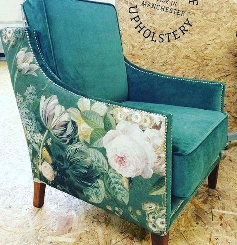 Patchwork Furniture, Diy Furniture Upholstery, Linen Upholstery Fabric, Dresser Redo, Upholstery Repair, Upholstery Diy, Funky Furniture, Sofa Upholstery, Linen Upholstery