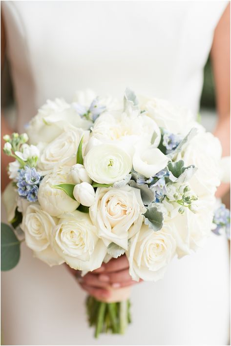 Bride Bouquets White, Chinoiserie Wedding, White Wedding Arch, Small Wedding Bouquets, Hydrangea Bouquet Wedding, Bridesmaid Bouquet White, Wedding Flowers Peonies, Blue Wedding Bouquet, Bridal Bouquet Flowers