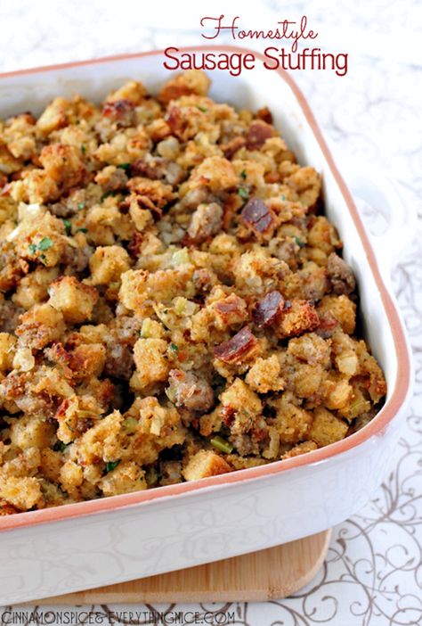 This Is the Most Popular Stuffing Recipe on the Internet — On Trend Stuff Pepper, Thanksgiving Turkey Stuffing, Pork Breakfast, Sausage Stuffing, Fresh Sage, Turkey Trot, Thanksgiving Stuffing, Cornbread Dressing, Breakfast Sausage