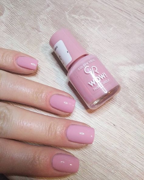 Golden Rose Wow #12 Rose Nail Color, Golden Rose Nail Polish, Insta Nails, Peach Nail Polish, Peach Nails, Wow Nails, Golden Rose, Pixie Dust, Nail Color