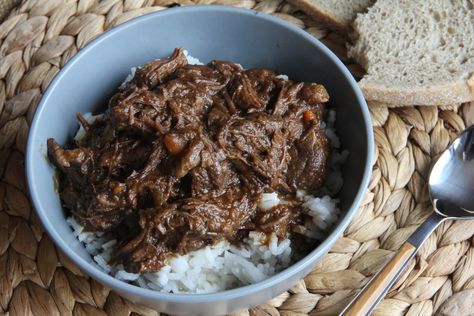 Debris Poboy, Cajun Beef, Creole Dishes, Roux Recipe, Farm Cooking, Cajun Rice, Rice And Gravy, Oven Meals, Southern Louisiana