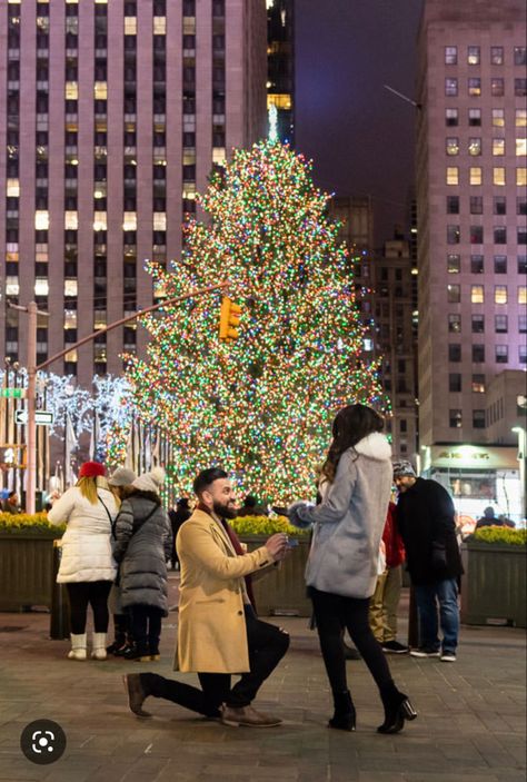 Holiday Engagement Photos, New York Proposal, Sea Of Lights, Unique Proposal Ideas, Photographer Packaging, Holiday Engagement, Unique Proposals, Surprise Engagement, Winter Engagement