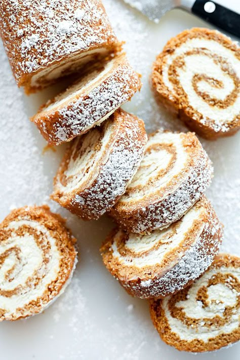 My Favorite Pumpkin Roll recipe with or without nuts | foodiecrush.com Pumpkin Swiss Roll, Pumpkin Roll Recipe Easy, Pumpkin Roll Recipe, Pumpkin Roll Cake, Pumpkin Rolls Recipe, Cake Roll Recipes, Pumpkin Roll, Foodie Crush, Delicious Cream