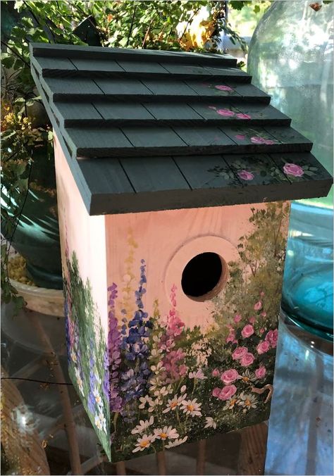 Cute Birdhouse Painting Ideas, Cute Bird House Painting Ideas, Painted Bird Houses Ideas, Bird House Painting Ideas, Bird House Painting, Bird House Painted, Birdhouse Painting Ideas, Birdhouses Painted, Woodland Painting