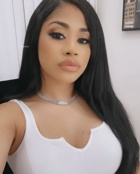 Hennessy Carolina, Hilton Wedding, Star Actress, Good Afternoon, Cardi B, Pretty Face, Cute Pictures, Wedding Decorations, Actresses