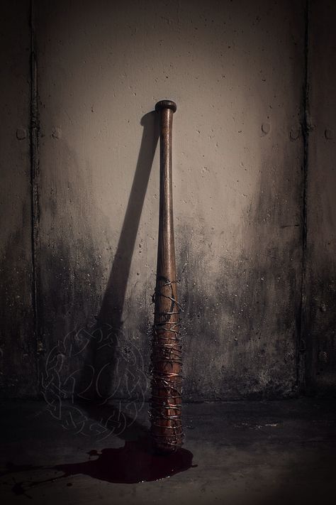 #TWD Lucille photo series for The Walking Dead season 7 mid-season premiere on February 12th.  Nerd decor and fan art photography. Lucille Twd, Carl The Walking Dead, Negan Lucille, Walking Dead Wallpaper, The Walkind Dead, Negan Walking Dead, Nerd Decor, Negan Twd, Walking Dead Art