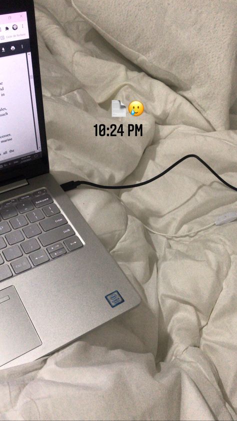 Dell Laptop Snapchat Story, Study With Laptop At Night, Laptop Night Snapchat Story, Late Night Laptop Aesthetic, Working In Laptop Aesthetic, Night Work Snapchat Stories, Night Laptop Snapchat, Laptop Bed Aesthetic, Late Night Work Instagram Story