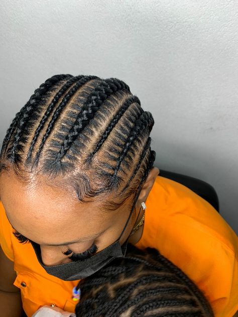 Big Small Cornrow Hairstyles, Corn Row All Back Hairstyles, Big Small Cornrows, Small And Big Cornrow Braids, Big Stitch Braids, Big And Small Cornrows, Stitch Cornrows For Black Women, Small Stitch Braids, Corn Row Braids Black Women