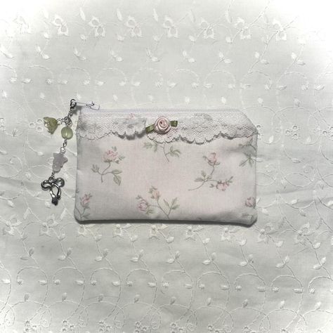 coquette coin purse🌷 shop on instagram for lower... - Depop Homemade Coin Purse, Coin Pouch Aesthetic, Wallet Coquette, Coquette Essentials, Coquette Business, Hygiene Bag, Pouch Sewing, Cute Sewing Projects, Diy Wallet