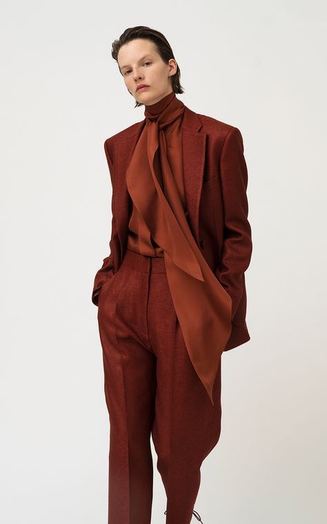 Brown Things, Petar Petrov, Brown Suit, Winter Styling, Resort 2020, Silk Jacket, Moda Vintage, Suit And Tie, Modest Dresses