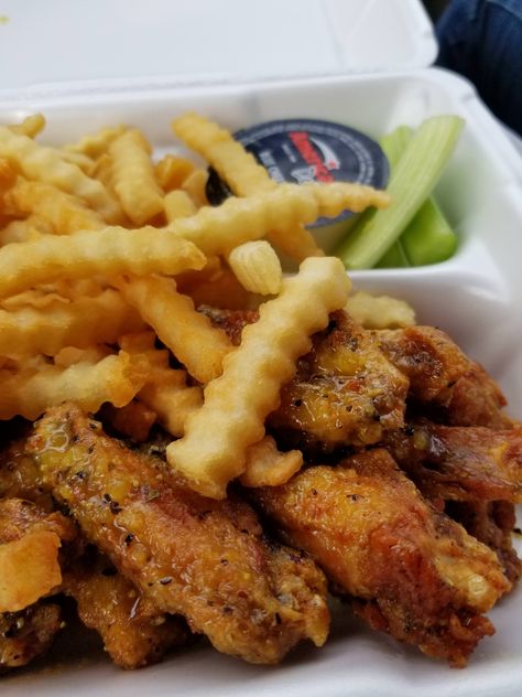 [I ate] Lemon pepper wet wings from American Deli in Atlanta GA American Deli Lemon Pepper Wings Recipe, Lemon Pepper Wet Sauce Recipe, American Deli Wings, Wet Lemon Pepper Wings, Lemon Pepper Wings Recipe, American Deli, Food Editorial, Fast Food Drinks, Wing Sauce Recipes