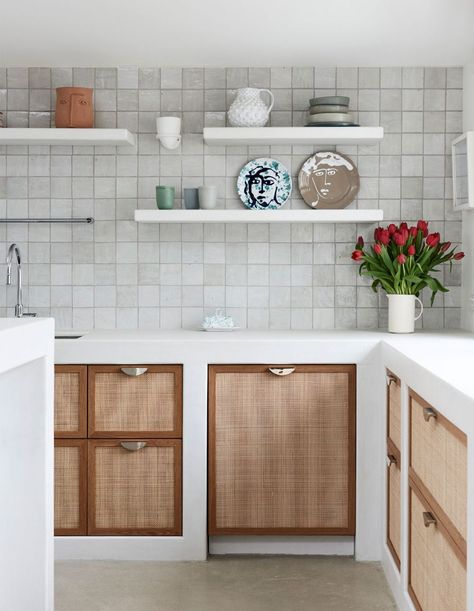 Butter tray, terracotta vase, and two plates with faces from Brownlow Interior Design. White bobble jug by Astier de Villatte via Coote & Co. Bowls, jug and mugs from Made + More. elegant Santorini contemporary Santorini Kitchen Ideas, Rattan Kitchen, Artful Interiors, Kitchen Natural, Melbourne Home, California Bungalow, Design Homes, Minimal Interior, Melbourne House