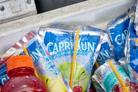 There's a Capri Sun Recall, Just in Time for School Lunch Capri Sun Juice, Bulk Snacks, Food Change, Clam Recipes, Capri Sun, Kid Drinks, Kraft Heinz, Krazy Coupon Lady, Cherry Flavor