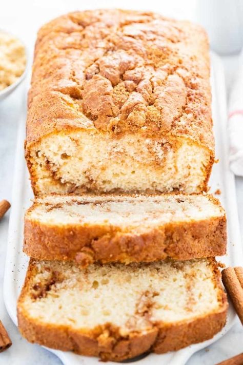 Bread Recipe No Yeast, Homemade Cinnamon Bread, Cinnamon Swirl Bread Recipe, Swirl Bread Recipe, Cinnamon Swirl Cake, Quick Bread Recipes Easy, Cinnamon Bread Recipe, Swirl Bread, Cinnamon Swirl Bread