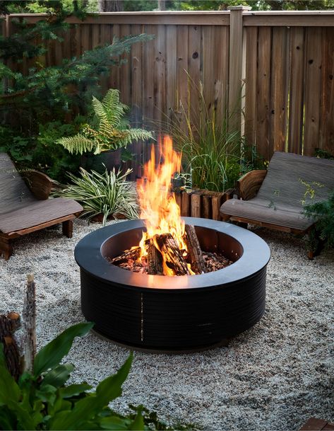 Natural logs setting firepit Big Garden, Firepit, Coastal Cottage, Outdoor Fire Pit, Outdoor Garden, Fire Pit, Outdoor Space, Friends And Family, Cottage