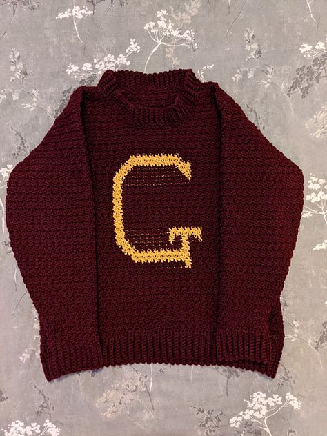 Crochet Christmas Jumper, Weasley Jumper, Weasley Christmas, Harry Potter Knit, Jumper Crochet, Knitted Christmas Jumpers, Monogram Sweater, Crochet Pullover, Crochet Jumper