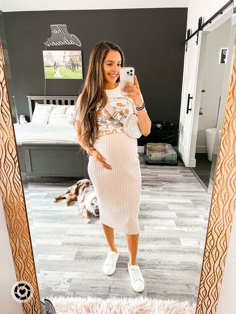 Fall Maternity Outfits Small Bump, Fitted Maternity Dress Outfit, Ribbed Maternity Dress, Maternity Amusement Park Outfit, Dress The Bump Summer, Maternity Game Day Outfit, Maternity Golf Outfit, Maternity Football Game Outfit, 3rd Trimester Summer Outfits