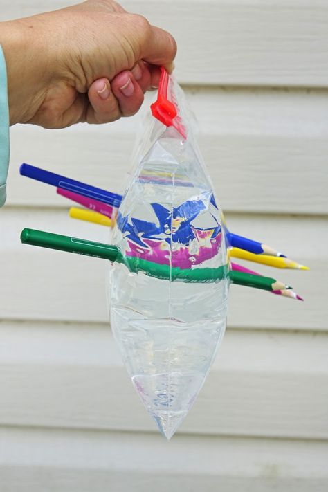 Awesome Science Experiments, National Geographic Kids Magazine, Magic Science, Science Technology Engineering Math, Water Bottle Crafts, Water Experiments, Stem Experiments, Science Experiments For Kids, Easy Magic Tricks