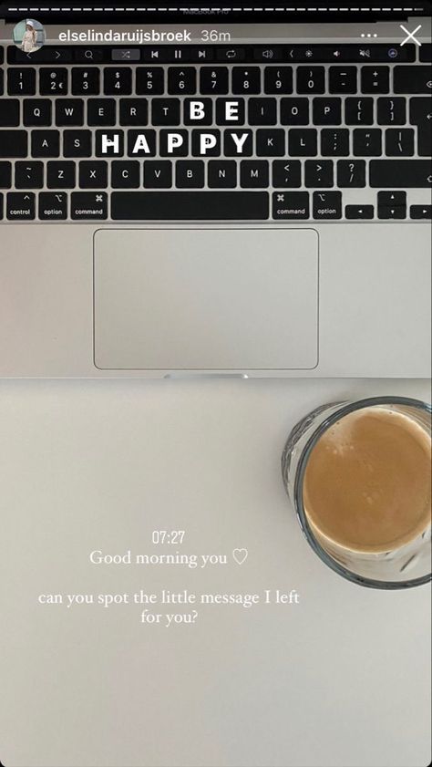 Work Captions For Instagram Story, Instagram Story Ideas Work, Work Ig Story, Coffee Captions Instagram, Funny Snapchat Pictures, Instagram Picture Quotes, Desain Editorial, Instagram Creative Ideas, Aesthetic Autumn