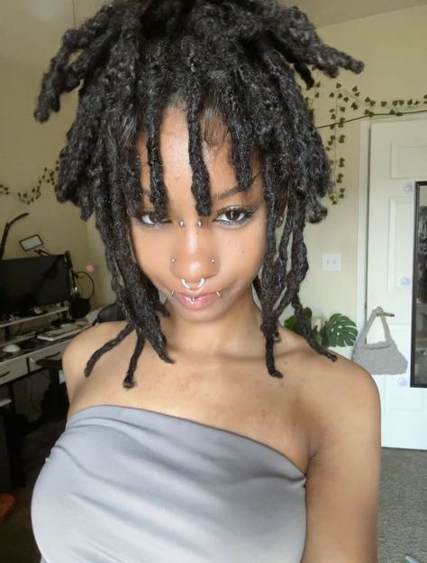 𝐰𝐨𝐦𝐚𝐧 𝐰𝐢𝐭𝐡 𝐥𝐨𝐜𝐬 Styled Faux Locs Hairstyles, Wicks On Women, Faux Locs Natural Hair, Locs In A Bun Black Women, Cool Loc Hairstyles, Dreads Girl Hairstyles, Wolfcut Dreads, Curly Micro Locs, Dyed Hair Inspiration Locs